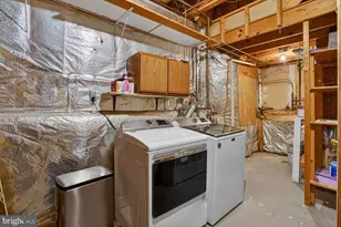 6739 Rockledge Pl, Centreville, VA 20121 - Photo 18