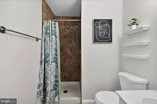 6163 Forest Creek Ln, Springfield, VA 22152 - Photo 30