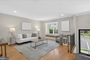 6163 Forest Creek Ln, Springfield, VA 22152 - Photo 4