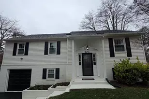 6214 Franconia Forest Ln, Alexandria, VA 22310 - Photo 2