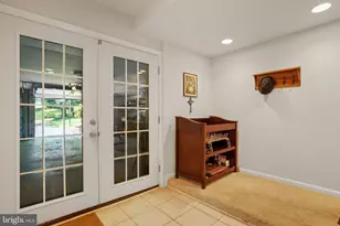 5135 Summit Dr, Fairfax, VA 22030 - Photo 42