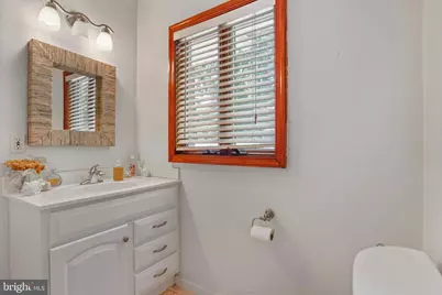 5135 Summit Drive, Fairfax, VA 22030 - Photo 28