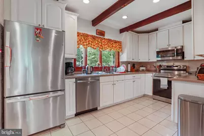 5135 Summit Drive, Fairfax, VA 22030 - Photo 8