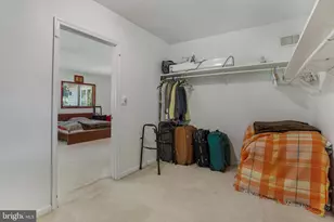 5135 Summit Dr, Fairfax, VA 22030 - Photo 32