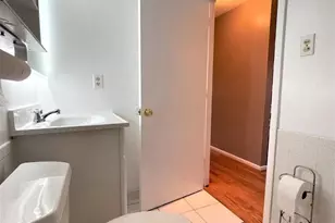 8407 Orinda Ct, Alexandria, VA 22309 - Photo 18