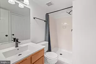 8405 Hollis Ln, Vienna, VA 22182 - Photo 22