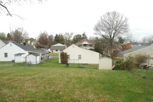 7403 Paxton Rd, Falls Church, VA 22043 - Photo 2