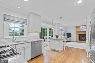 9751 Ironmaster Dr, Burke, VA 22015 - Photo 10