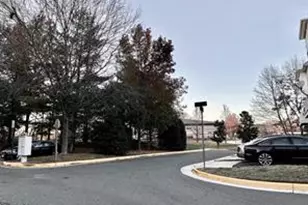 12035 Overbridge Ln, Fairfax, VA 22030 - Photo 18