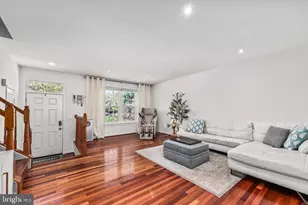 5840 Watermark Cir, Centreville, VA 20120 - Photo 4