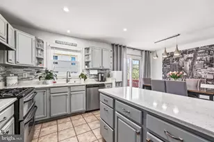 5840 Watermark Cir, Centreville, VA 20120 - Photo 10