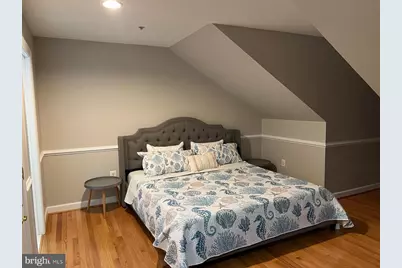 7443 Carriage Hills Drive, McLean, VA 22102 - Photo 12