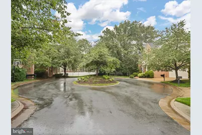 7952 Blitz Court, Dunn Loring, VA 22027 - Photo 4