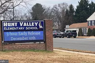 7013 Galgate Dr, Springfield, VA 22152 - Photo 32