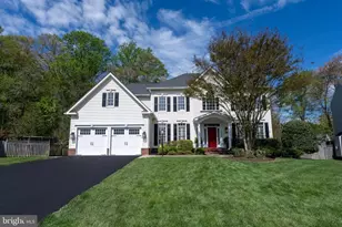 7822 Gambrill Woods Way, Springfield, VA 22153 - Photo 2