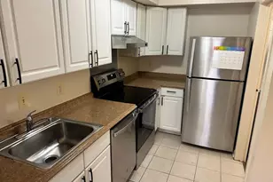 9636 Hagel Cir, Lorton, VA 22079 - Photo 2