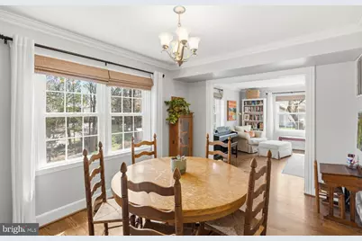 9822 Wolcott Drive, Burke, VA 22015 - Photo 12