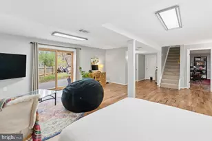 9822 Wolcott Dr, Burke, VA 22015 - Photo 46