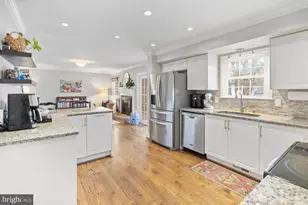 9822 Wolcott Dr, Burke, VA 22015 - Photo 16