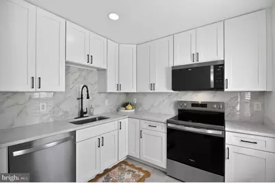 5866 Bridgetown Ct, Burke, VA 22015 - Photo 14