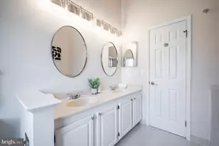 9433 William Kirk Ln, Burke, VA 22015 - Photo 34