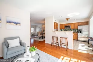 9433 William Kirk Ln, Burke, VA 22015 - Photo 14