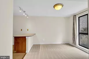 2044 Royal Fern Ct, Reston, VA 20191 - Photo 12