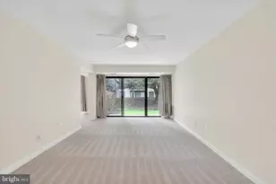 2044 Royal Fern Ct, Reston, VA 20191 - Photo 8