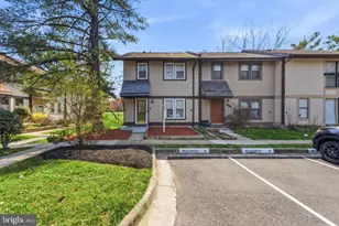 9710 Ashbourn Dr, Burke, VA 22015 - Photo 28