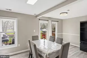 9710 Ashbourn Dr, Burke, VA 22015 - Photo 8