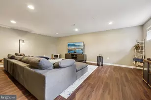 10913 Howland Dr, Reston, VA 20191 - Photo 34