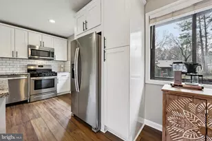 10913 Howland Dr, Reston, VA 20191 - Photo 20