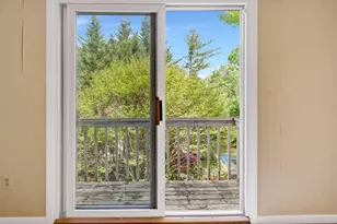 10910 Miller Rd, Oakton, VA 22124 - Photo 40