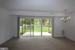 7356 Lee Hwy, Falls Church, VA 22046 - Photo 4