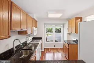 1773 Whisperhill Dr, Reston, VA 20194 - Photo 16