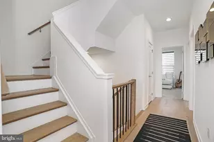 14383 Beckett Glen Cir, Chantilly, VA 20151 - Photo 12