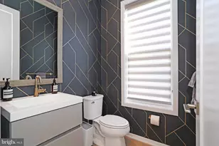 14383 Beckett Glen Cir, Chantilly, VA 20151 - Photo 10