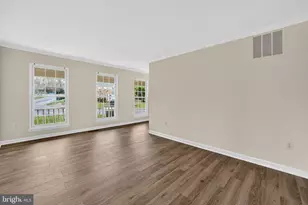 2982 Emerald Chase Dr, Herndon, VA 20171 - Photo 16