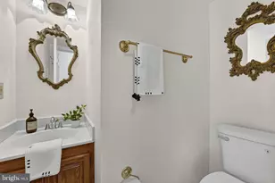 2982 Emerald Chase Dr, Herndon, VA 20171 - Photo 14