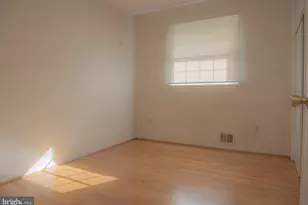 5232 Oldcastle Ln, Springfield, VA 22151 - Photo 12