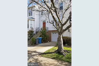 3102 Sutherland Hill Court, Fairfax, VA 22031 - Photo 2