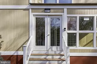 5515 Westcliff Ct, Burke, VA 22015 - Photo 2