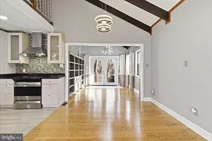 5515 Westcliff Ct, Burke, VA 22015 - Photo 10