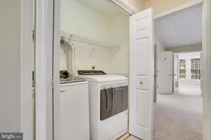 3964 Royal Lytham Dr, Fairfax, VA 22033 - Photo 26