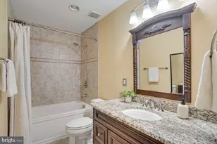 3964 Royal Lytham Dr, Fairfax, VA 22033 - Photo 40