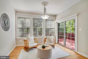 3964 Royal Lytham Dr, Fairfax, VA 22033 - Photo 20