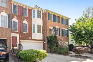 3964 Royal Lytham Dr, Fairfax, VA 22033 - Photo 2