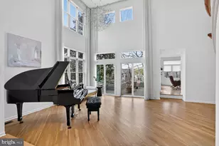 2028 Beacon Pl, Reston, VA 20191 - Photo 2