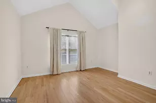 2028 Beacon Pl, Reston, VA 20191 - Photo 26