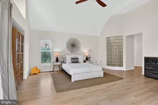 2028 Beacon Pl, Reston, VA 20191 - Photo 14